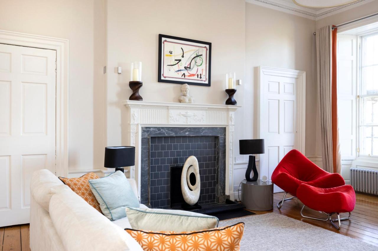 Apartamento Joivy Contemporary Flat In The New Town Edimburgo Exterior foto